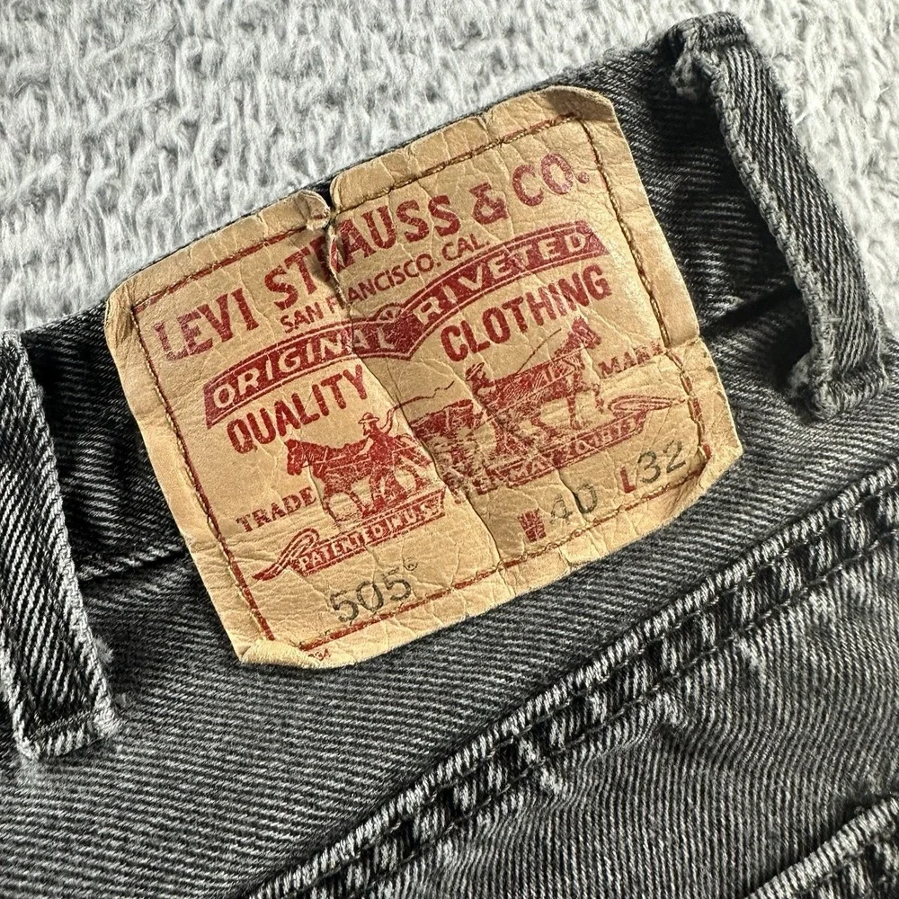 VINTAGE‎ Levi's 505 Jeans Mens 40x32 (Fits 36x30) Black Regular Fit Faded